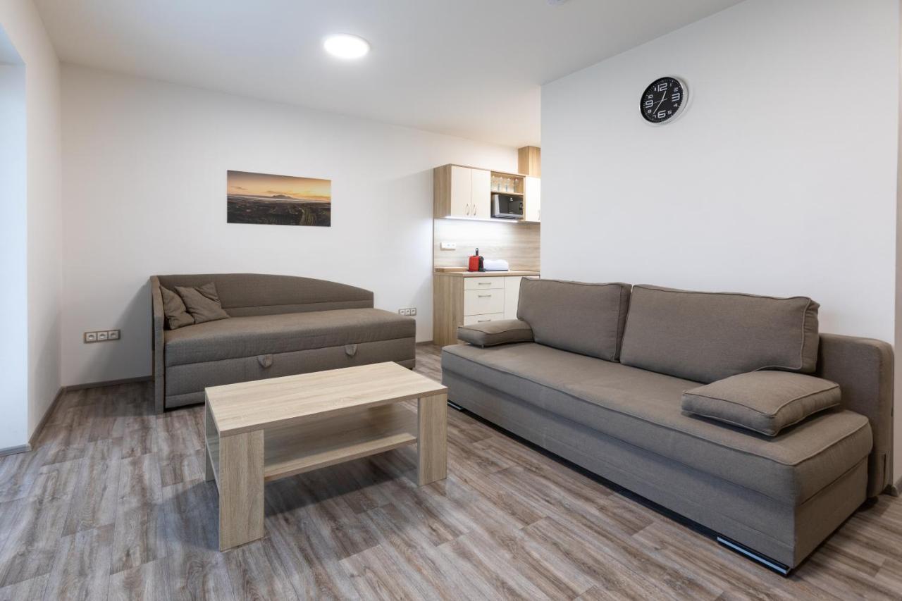 Apartmany Za Dvorem Velke Pavlovice Luaran gambar