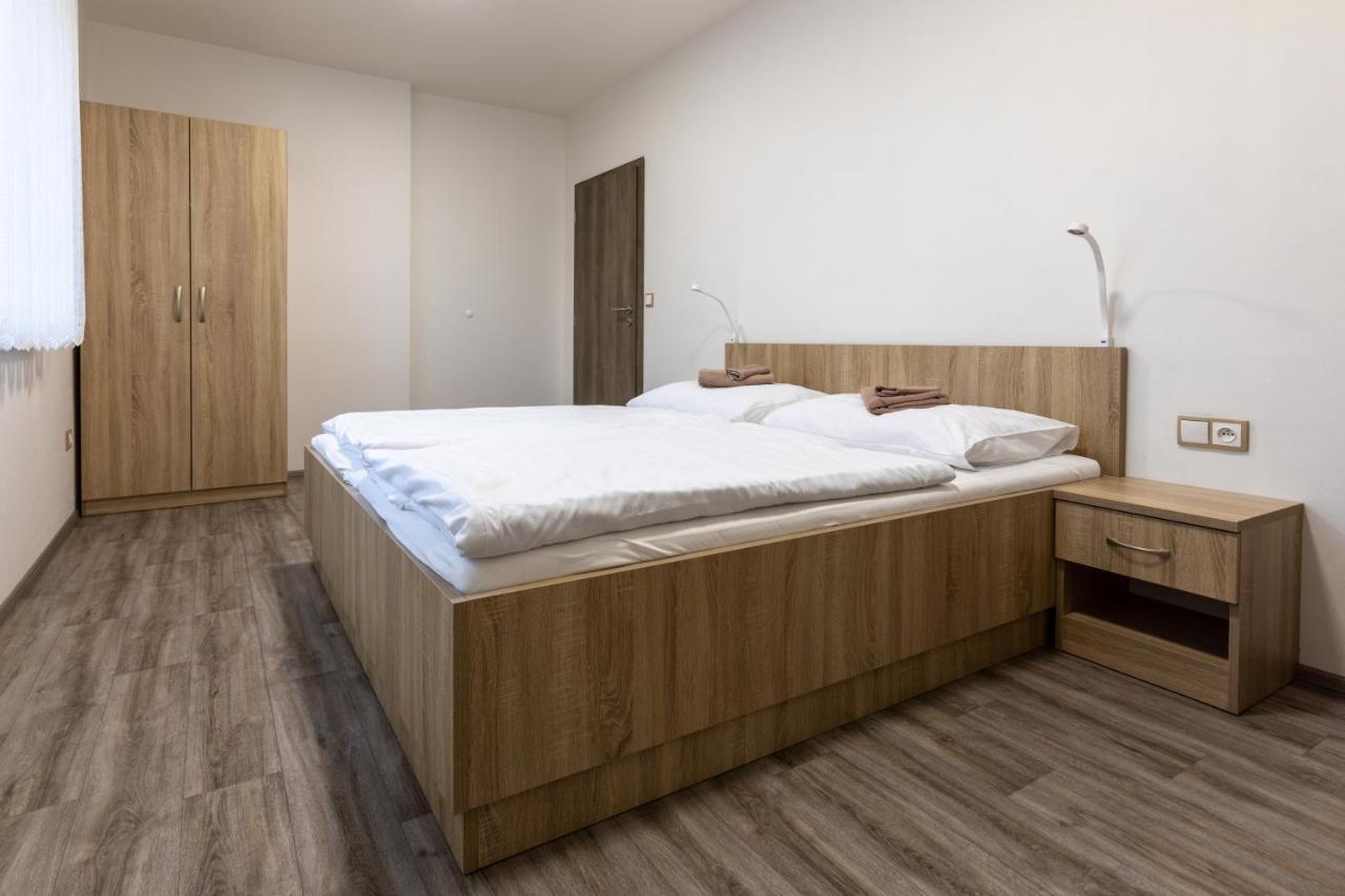 Apartmany Za Dvorem Velke Pavlovice Luaran gambar